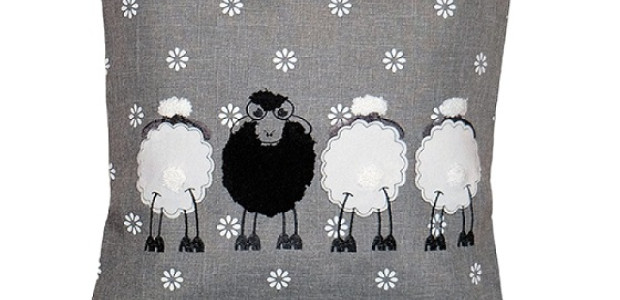 Vo svete bielych oviec nájdeš tú jednu čiernu ovcu