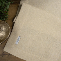 STELLA 1 šerpa 40x180 cm so štruktúrou plátna pretkávanej striebornou niťou STELLA 1 šerpa 40x180 cm so štruktúrou plátna pretkávanej striebornou niťou