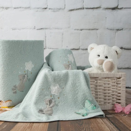 Bavlnené detské uteráky BABY s vyšívanou aplikáciou mývala Bavlnené detské uteráky BABY s vyšívanou aplikáciou mývala