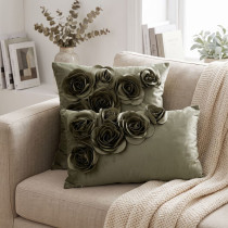 Zamatová obliečka 45x45 cm na vankúš FLORES, 3D ruže olivové