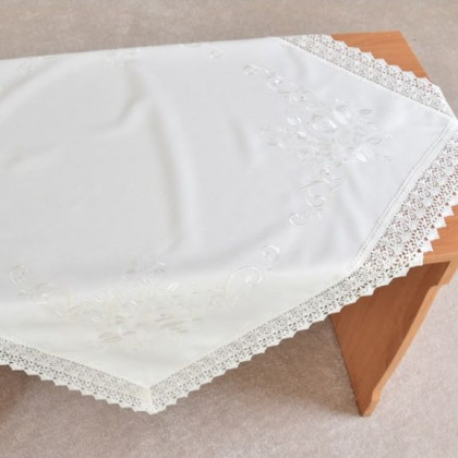 Krajkový obrus biely 85x85 cm CY292047J