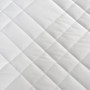 Zamatový glamour prehoz - paplón 170x210 cm RIA 6 biely