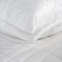 Zamatový glamour prehoz - paplón 170x210 cm RIA 6 biely