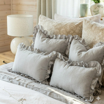 Obliečka na vankúš 30x50 cm Falbanka svetlosivá