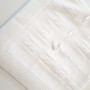 Pletená detská deka biela 02 so stužkou