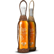 VČELOVINA ORIGINAL 0,75L v slamenom košíku VČELOVINA ORIGINAL 0,75L v slamenom košíku