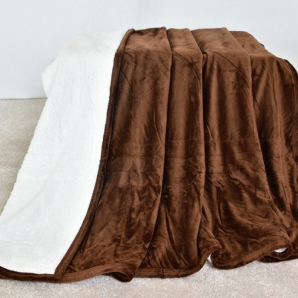 Deka s ovečkou - SILVA - tmavohnedá